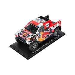 Toyota Gazoo Racing 1:24 Modellauto Dakar Meister HILUX T1+